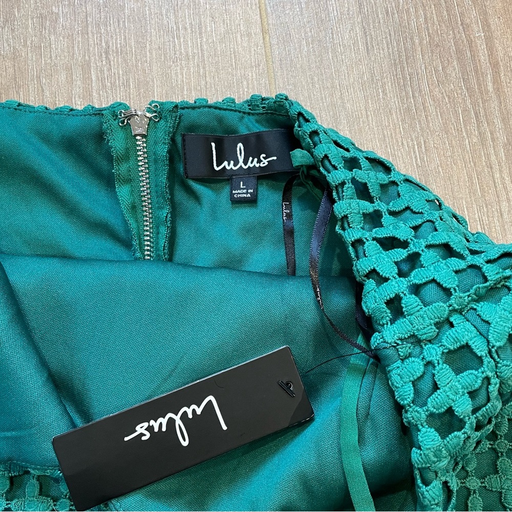 Lulu’s emerald green cocktail dress